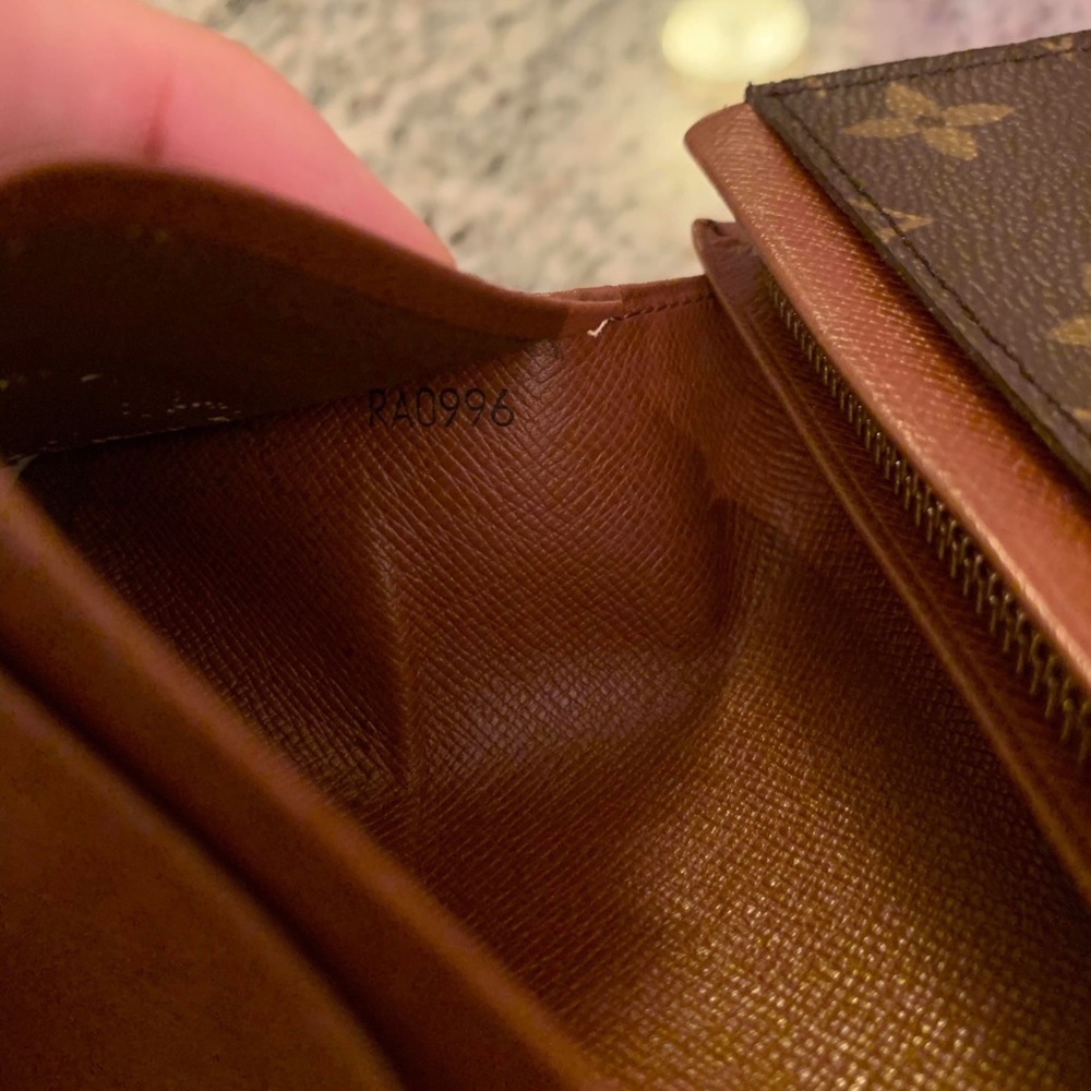 Monnaie Billets Tresor LOUIS VUITTON - Picture 11 of 11